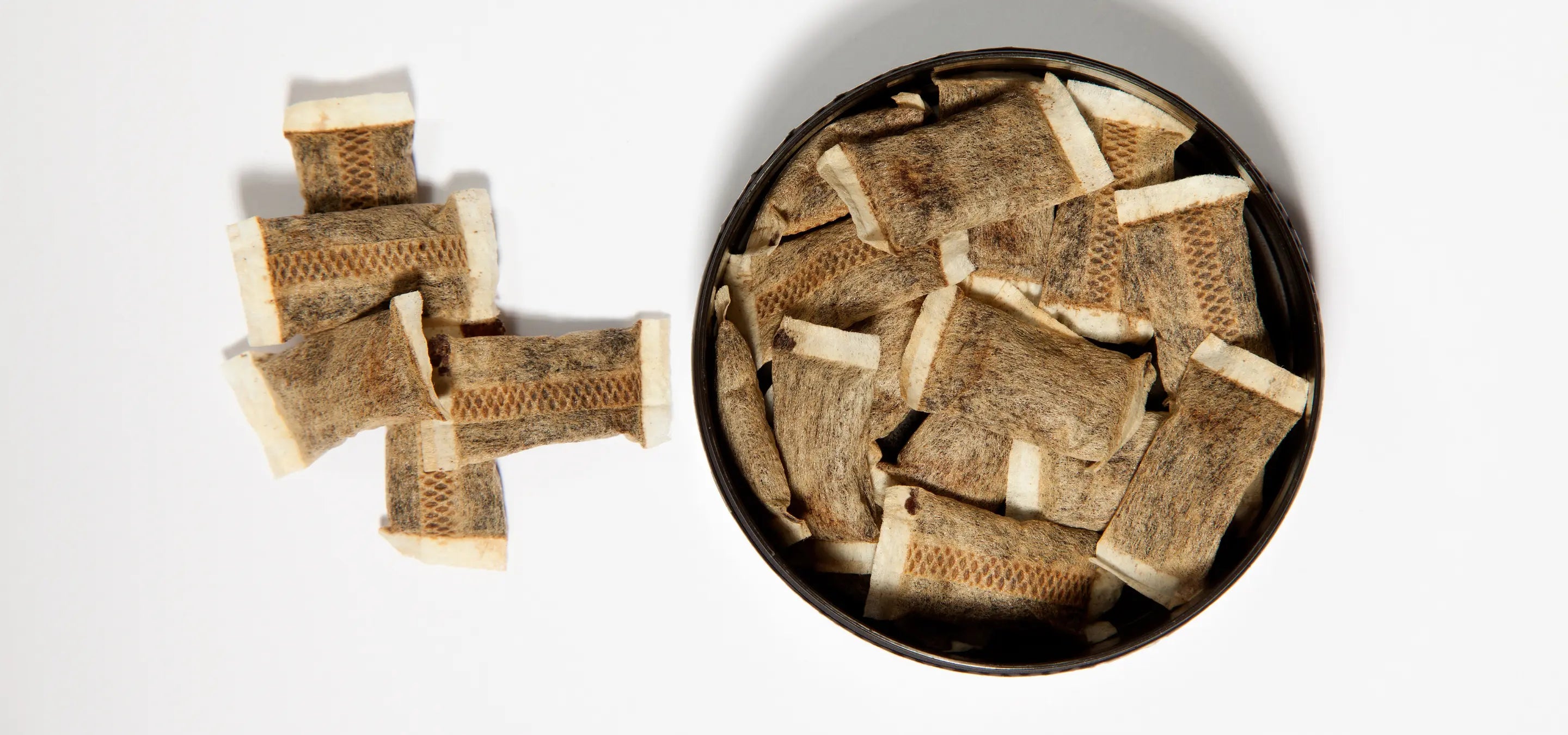 Nicotine Pouches vs. Snus: What's the Difference? The latest news, tips, and insights on nicotine pouches | SnusCore Nicotine Pouches vs. Snus: What's the Difference? The latest news, tips, and insights on nicotine pouches | SnusCore