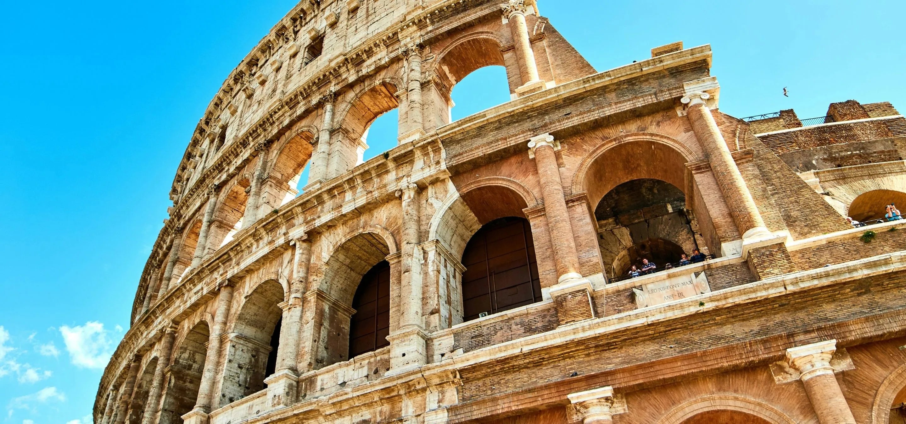 Nicotine Pouches and Snus in Italy: What You Need to Know in 2025